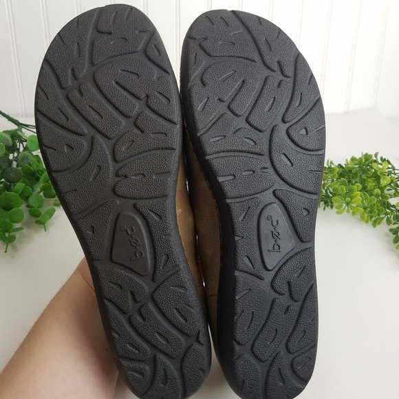 BOC LEATHER Dean Mary Janes Elastic Strap NWOT - Picture 3 of 8